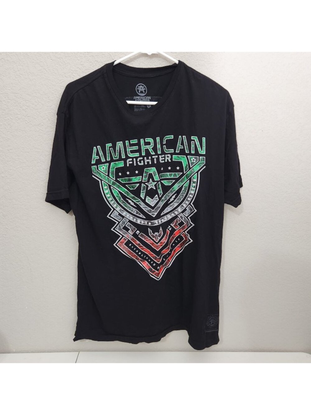 American Fighter Black Graphic T-Shirt XL Mens Short Sleeve Crew Neck 100% Cotto